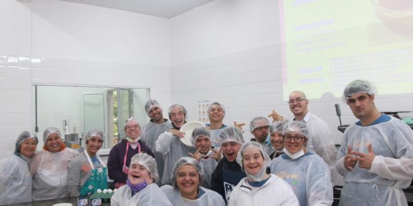 Fundhas sedia projeto de inclusão para jovens com deficiência