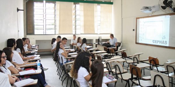 Candidatos do Vestibulinho do Cephas podem fazer os ‘aulões’