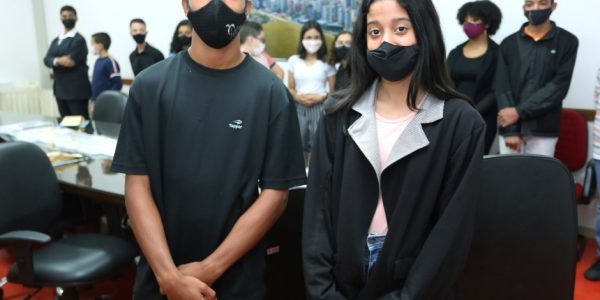 Atendidos da Fundhas são empossados na Câmara