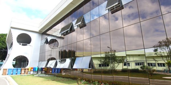Profissionais da Fundhas participam de palestra nesta terça