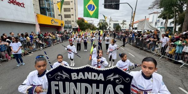 Fundhas participa do 7 de Setembro com banda e alas