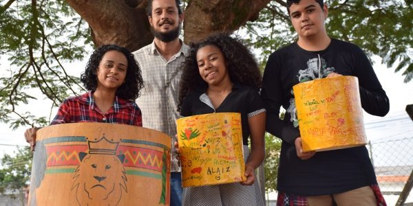 Alunos da Fundhas vão participar de encontro de maracatu