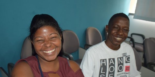 Aprovados no vestibulinho fazem matrícula para cursos do Cephas