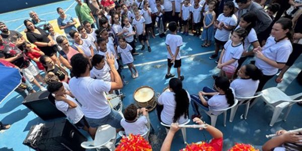 Fundhas realiza admissão de crianças e adolescentes