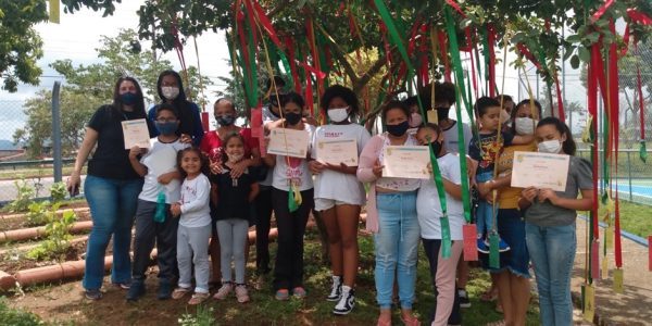 Programa Famílias Fortes melhora vínculos entre pais e filhos