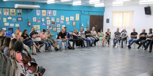 Centro de Inovação da Fundhas recebe educadores
