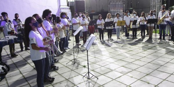 Fundhas leva alegria e música para a região central