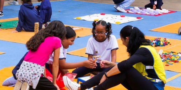 Programa De Férias com Fundhas tem início em três unidades