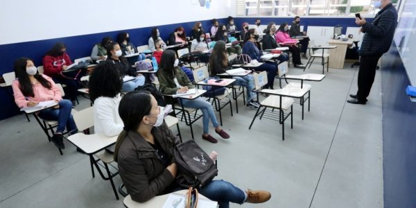 Alunos dos cursos do Cephas aprovam retorno presencial