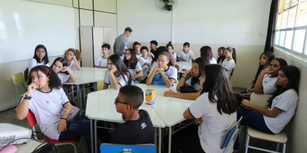 <strong>Centros de Inovação da Fundhas motivam novos alunos</strong>