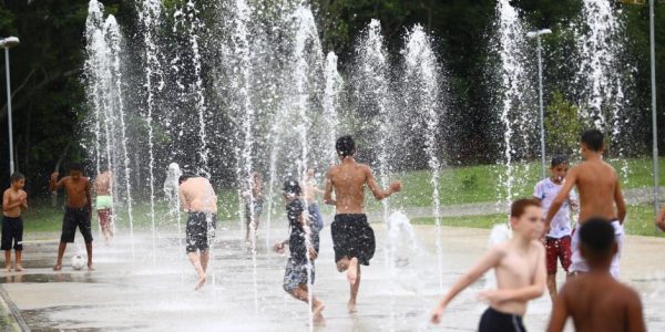 <strong>Alunos da Fundhas se divertem no Parque Ribeirão Vermelho</strong>