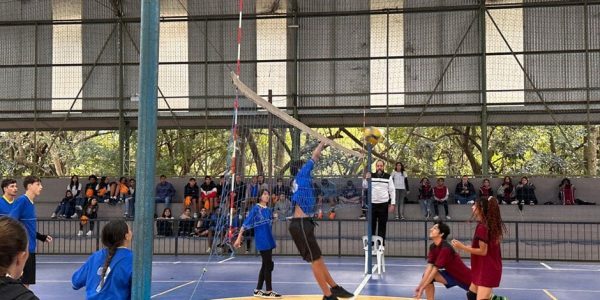 Jogos Esportivos da Fundhas têm finais do futsal e vôlei