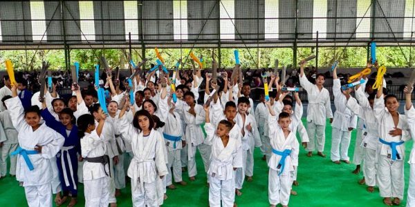 4º Festival de Judô da Fundhas realiza troca de faixas dos alunos