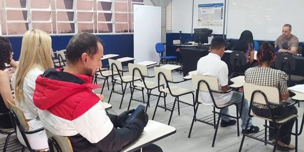 Cephas recebe alunos aprovados no Vestibulinho para matrícula