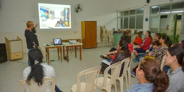 Fundhas realiza 1ª oficina de empreendedorismo para famílias