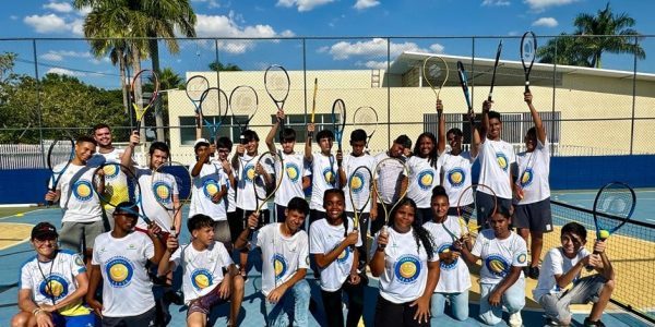 Projeto Tênis Transformando Vidas completa um ano na Fundhas