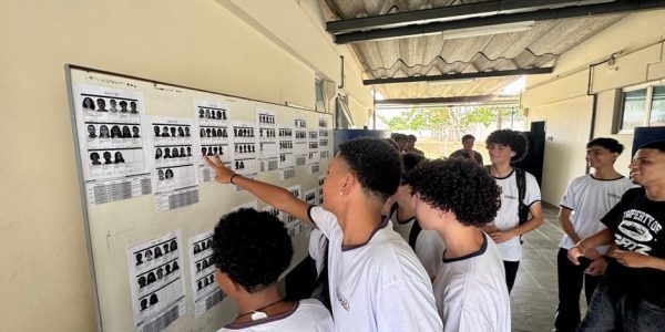 Alunos dos Centros de Inovação da Fundhas voltam às aulas